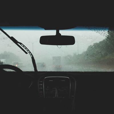 driving when raining 